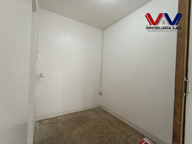 Local en  Arriendo en Los andes - Miniatura 5