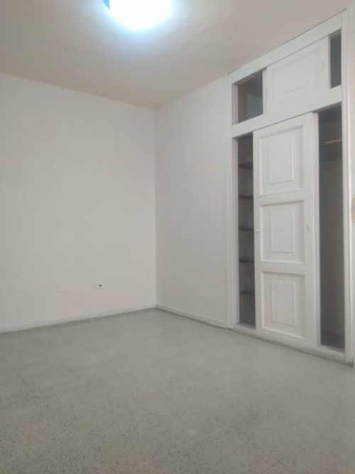 Apartamento en  Arriendo en La castellana, Medellín - Miniatura 2