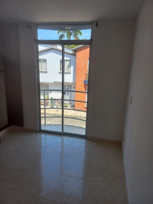 Apartaestudio en  Venta en Milan, Dosquebradas - Imagen 1