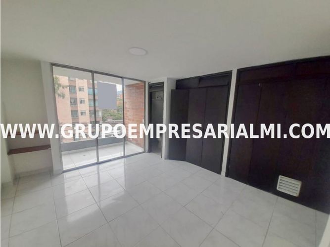 Apartaestudio en Arriendo en Belén, Medellín - Miniatura 4