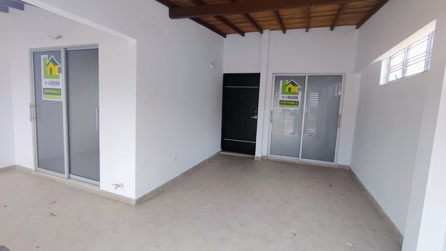 Casa en Arriendo en Ub. portal de los alcaceres, Villa del rosario - Miniatura 2