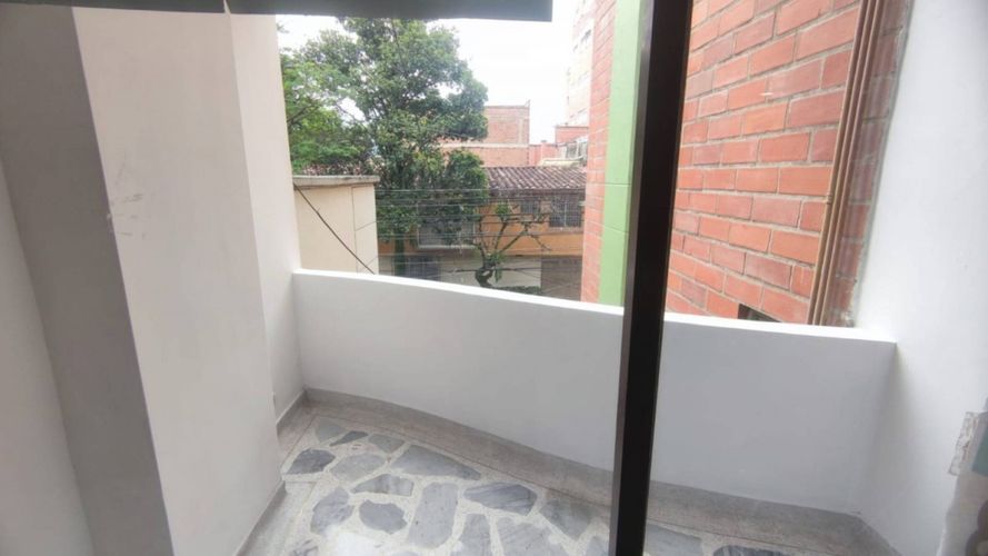 Apartamento en Arriendo en Belén Rosales, Medellín - Miniatura 2