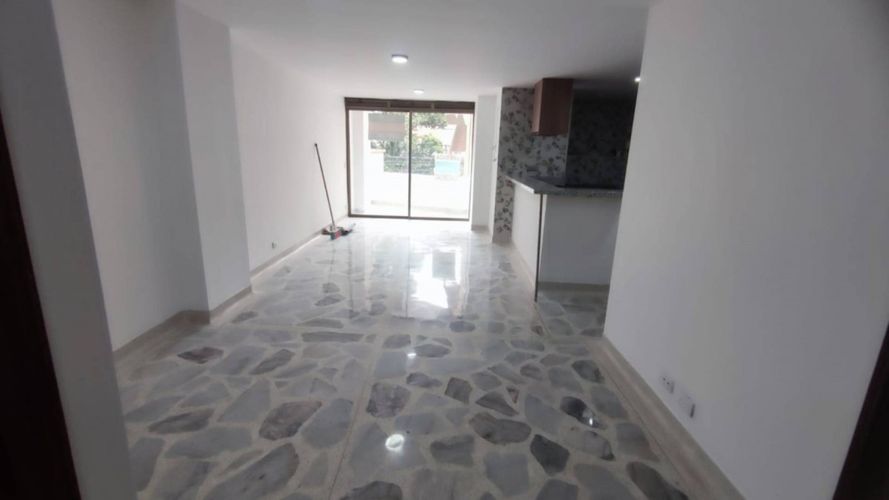 Apartamento en Arriendo en Belén Rosales, Medellín - Miniatura 3