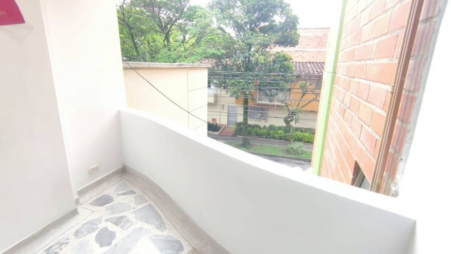 Apartamento en Arriendo en Belén Rosales, Medellín - Miniatura 4