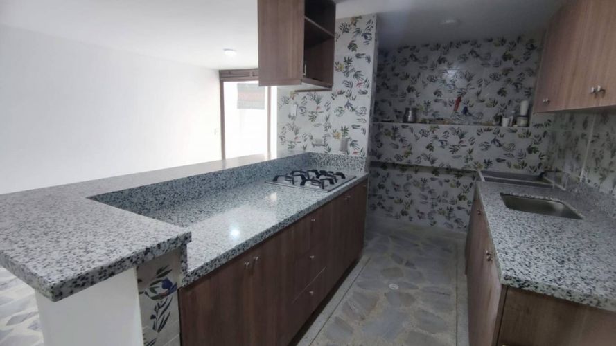 Apartamento en Arriendo en Belén Rosales, Medellín - Miniatura 8