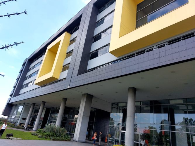 Oficina en Arriendo en Fontibon, Bogotá - Imagen 1