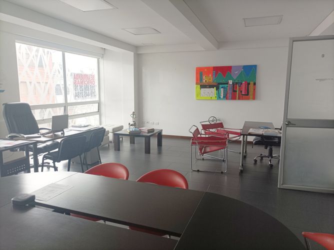 Oficina en Arriendo en El retiro, Bogotá - Miniatura 9