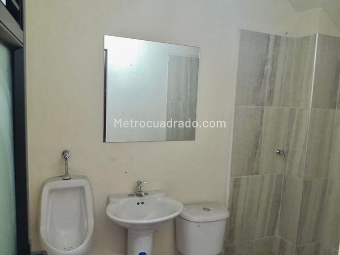 Local en  Arriendo en Kennedy Central, Bogotá - Miniatura 14