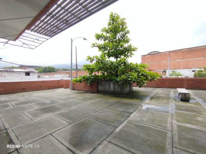 Local en Arriendo en Naranjal, Medellín - Miniatura 3