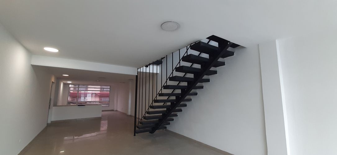 Oficina en Arriendo en Engativá, Bogotá - Miniatura 8