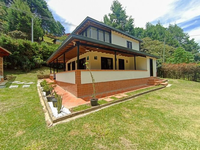 Finca en  Arriendo en La mosquita, Guarne - Imagen 1