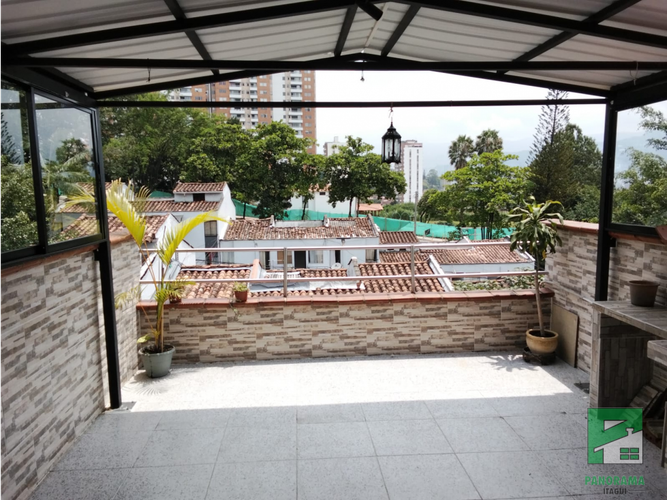 Apartaestudio en Arriendo en Viviendas del Sur, Itaguí - Miniatura 4