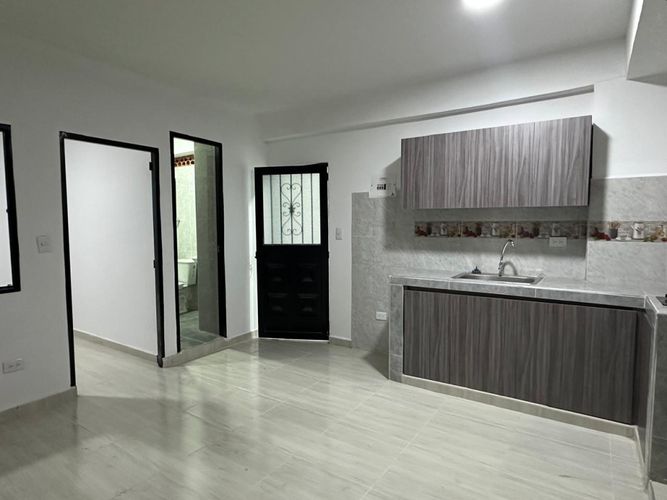 Apartaestudio en  Arriendo en Prados del norte, Cali - Miniatura 7