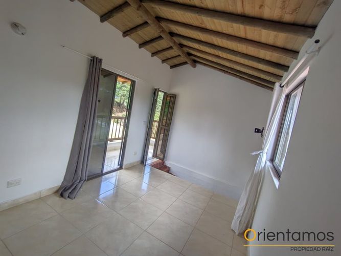 Finca en Arriendo en Mampuesto, Rionegro - Miniatura 11