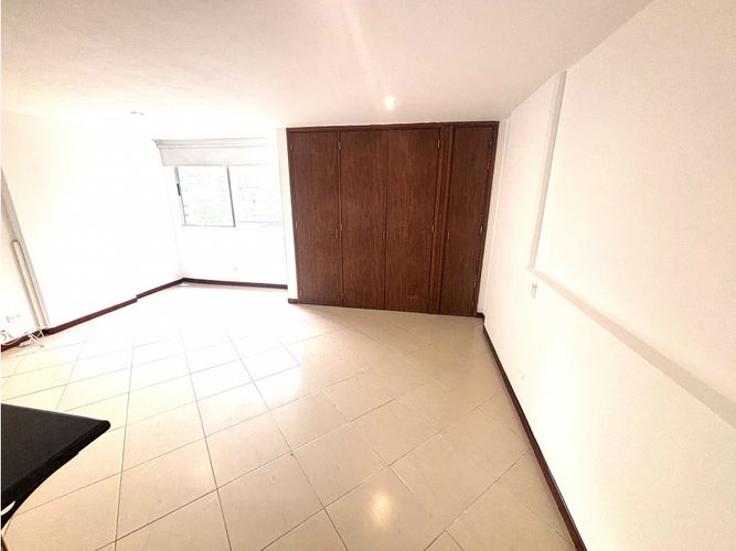 Apartaestudio en Arriendo en El Poblado, Medellín - Miniatura 4