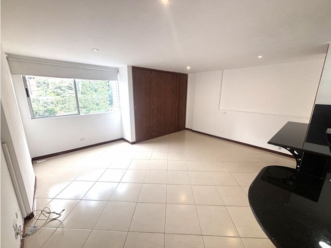 Apartaestudio en Arriendo en El Poblado, Medellín - Miniatura 5