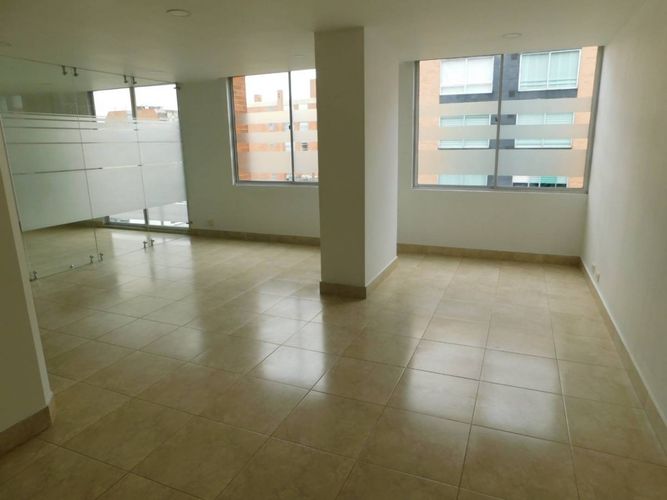Local en  Arriendo en Santa barbara alta, Bogotá - Imagen 1
