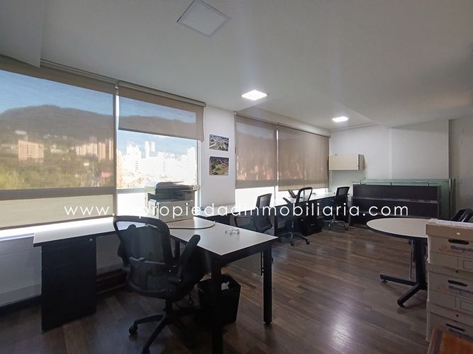Oficina en  Arriendo en El Poblado, Medellín - Miniatura 2