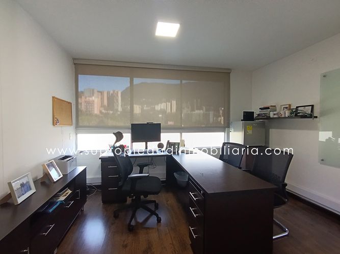 Oficina en  Arriendo en El Poblado, Medellín - Miniatura 12