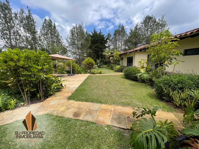 Finca en Arriendo en El carmen de viboral - Imagen 1