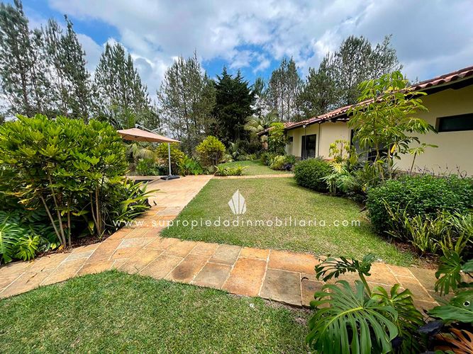 Finca en  Arriendo en El carmen de viboral - Miniatura 2