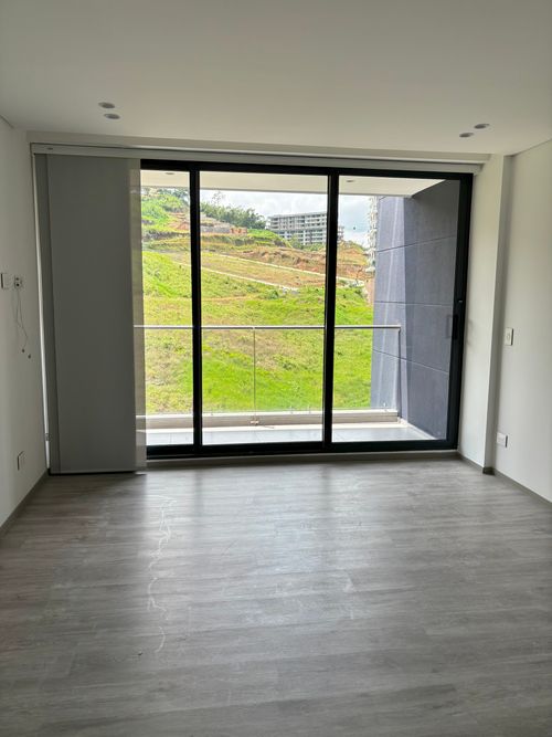 Apartamento en Arriendo en Pinares, Pereira - Miniatura 3