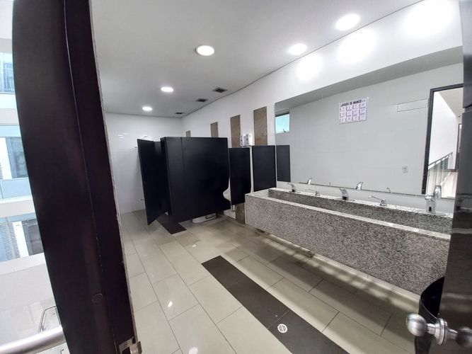 Oficina en Arriendo en Chico norte, Bogotá - Miniatura 3
