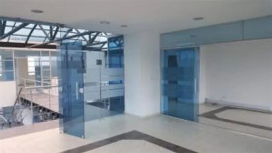 Edificio en Arriendo en Rionegro - Miniatura 7