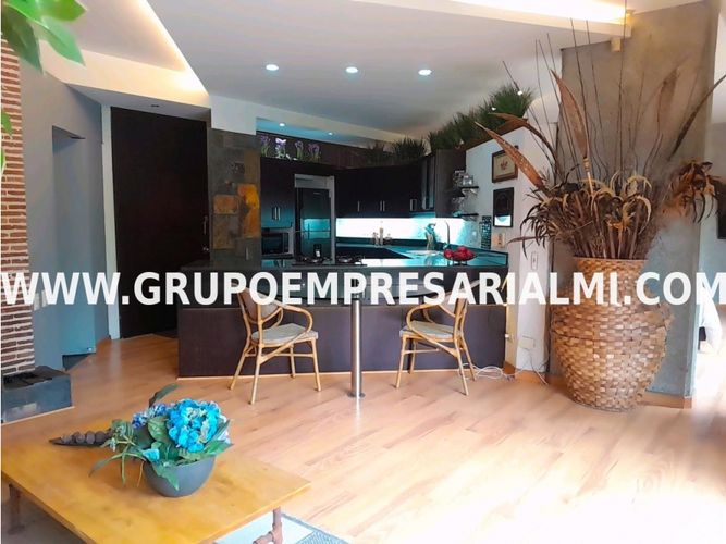 Apartaestudio en Venta en El Poblado, Medellín - Miniatura 5