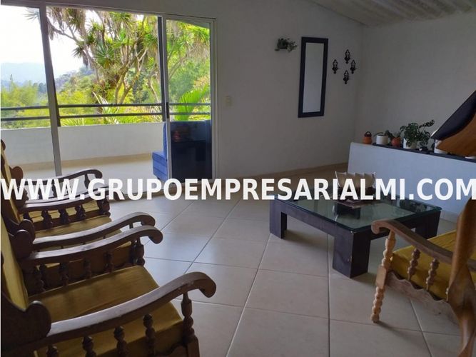 Apartaestudio en Venta en Peñol - Miniatura 4