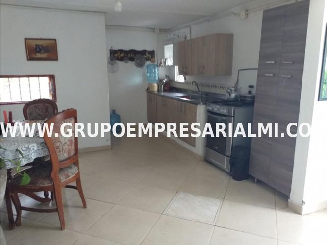 Apartaestudio en Venta en Peñol - Miniatura 6