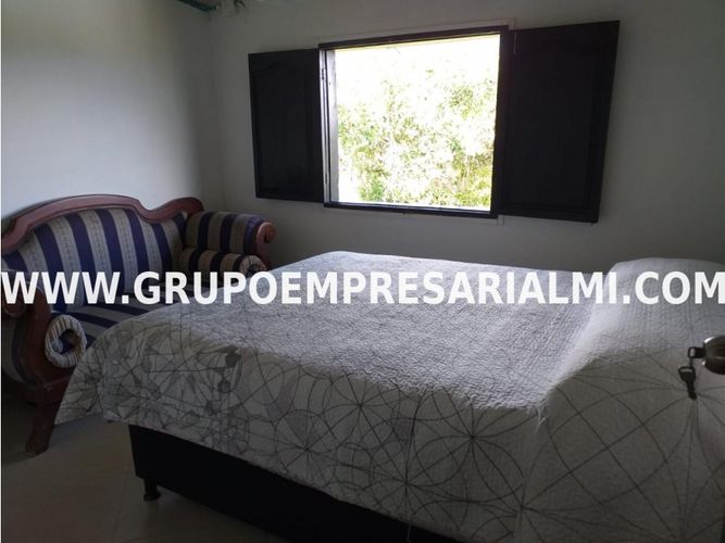 Apartaestudio en Venta en Peñol - Miniatura 11