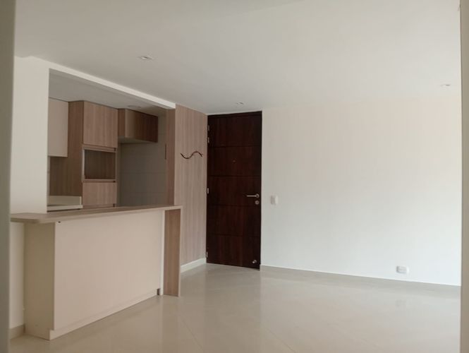 Apartamento en Arriendo en Laureles, Medellín - Miniatura 2