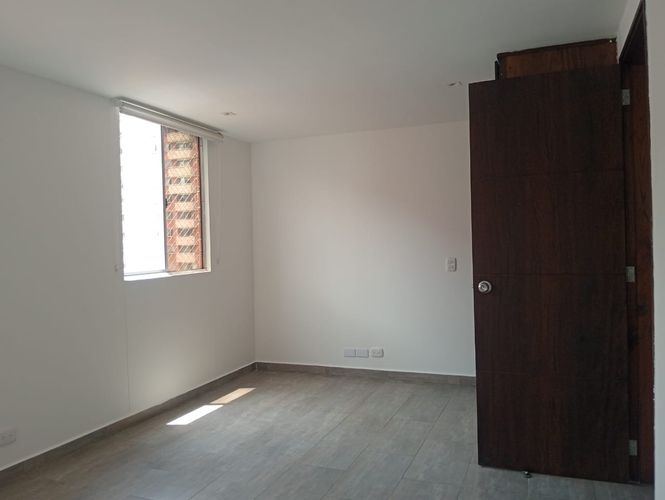 Apartamento en Arriendo en Laureles, Medellín - Miniatura 11