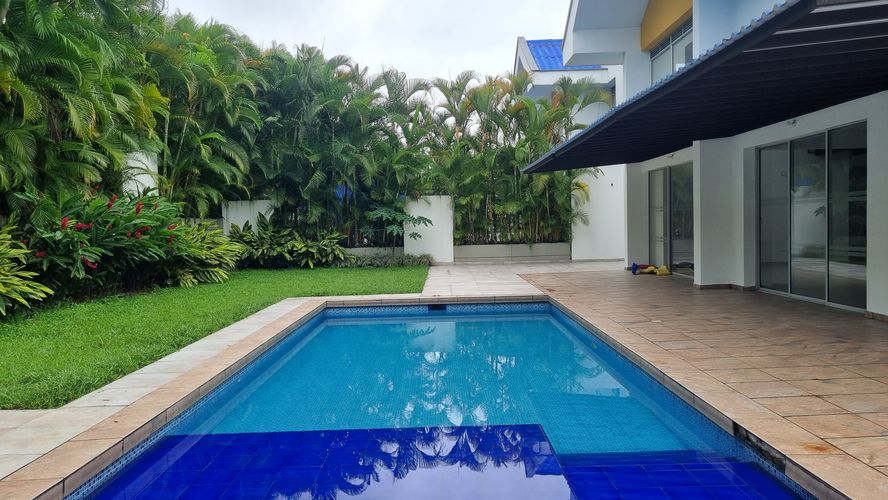 Casa en Arriendo en Villavicencio - Miniatura 8