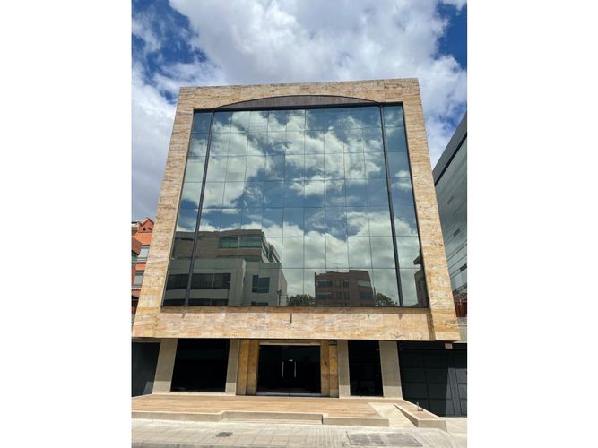 Oficina en  Arriendo en El chico, Bogotá - Imagen 1