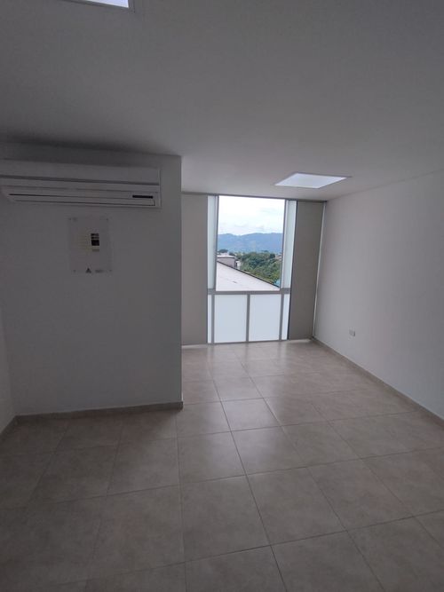 Oficina en Arriendo en Garcia rovira, Bucaramanga - Miniatura 5