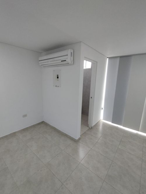 Oficina en Arriendo en Garcia rovira, Bucaramanga - Miniatura 6