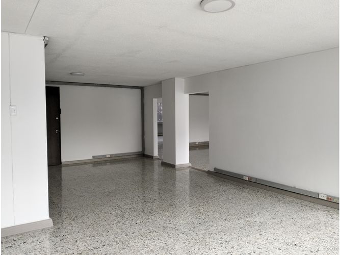Oficina en  Venta en Armenia - Miniatura 2