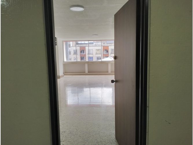 Oficina en  Venta en Armenia - Miniatura 4