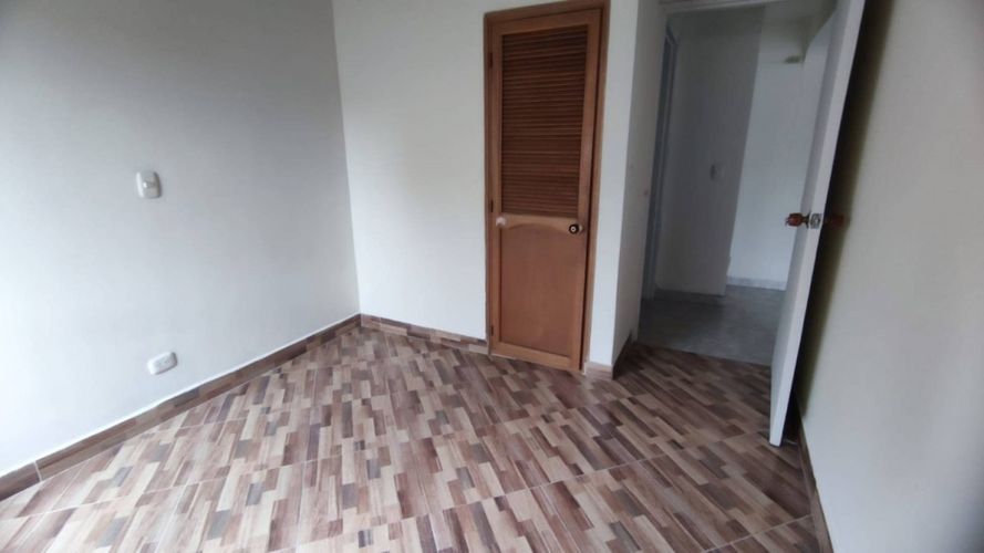 Apartamento en Arriendo en Belén Rosales, Medellín - Miniatura 5