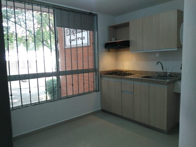 Apartaestudio en Arriendo en Laureles, Medellín - Miniatura 2
