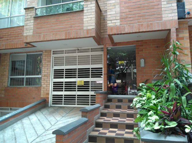 Apartaestudio en Arriendo en Laureles, Medellín - Miniatura 9