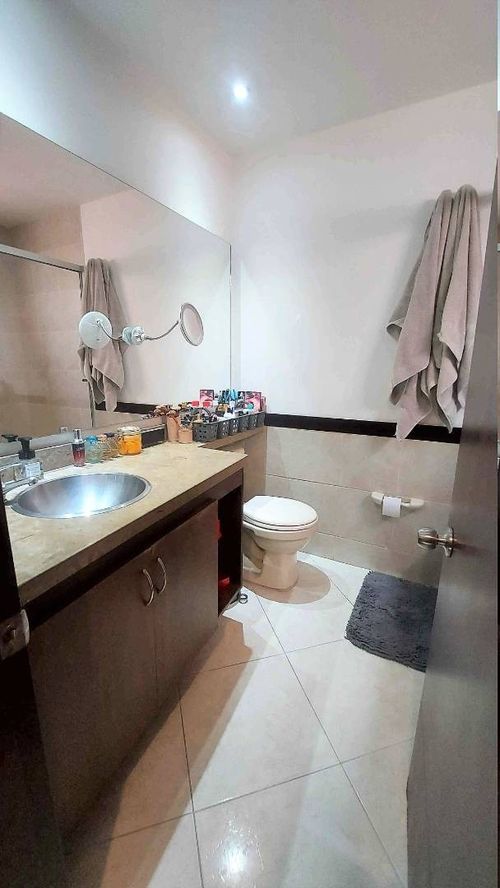Apartamento en Arriendo en Castropol, Medellín - Miniatura 14