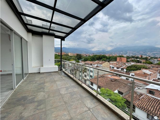 Edificio en  Arriendo en Belen Malibu, Medellín - Miniatura 3