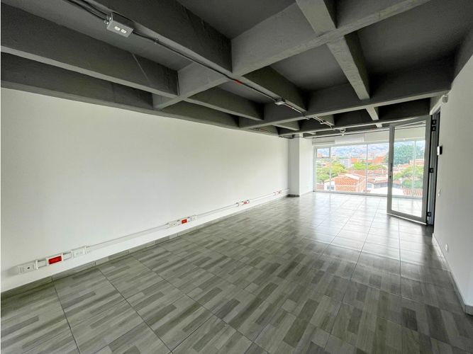 Edificio en  Arriendo en Belen Malibu, Medellín - Miniatura 8
