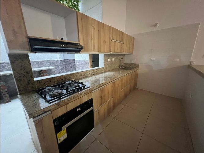 Casa en Arriendo en Universidad, Bucaramanga - Miniatura 2