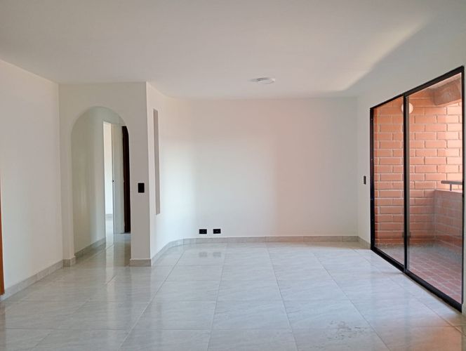 Apartamento en Arriendo en Laureles, Medellín - Imagen 1