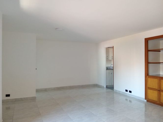 Apartamento en Arriendo en Laureles, Medellín - Miniatura 4