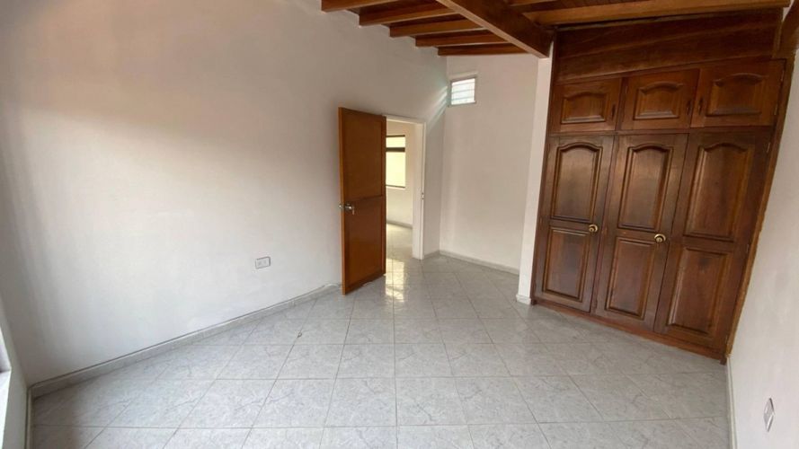 Apartamento en Arriendo en La gloria, Medellín - Miniatura 3